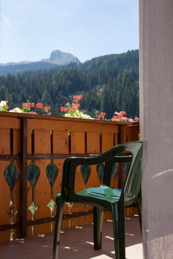 Alpenspitz Appartements - Garni - B&B Racines Exterior photo