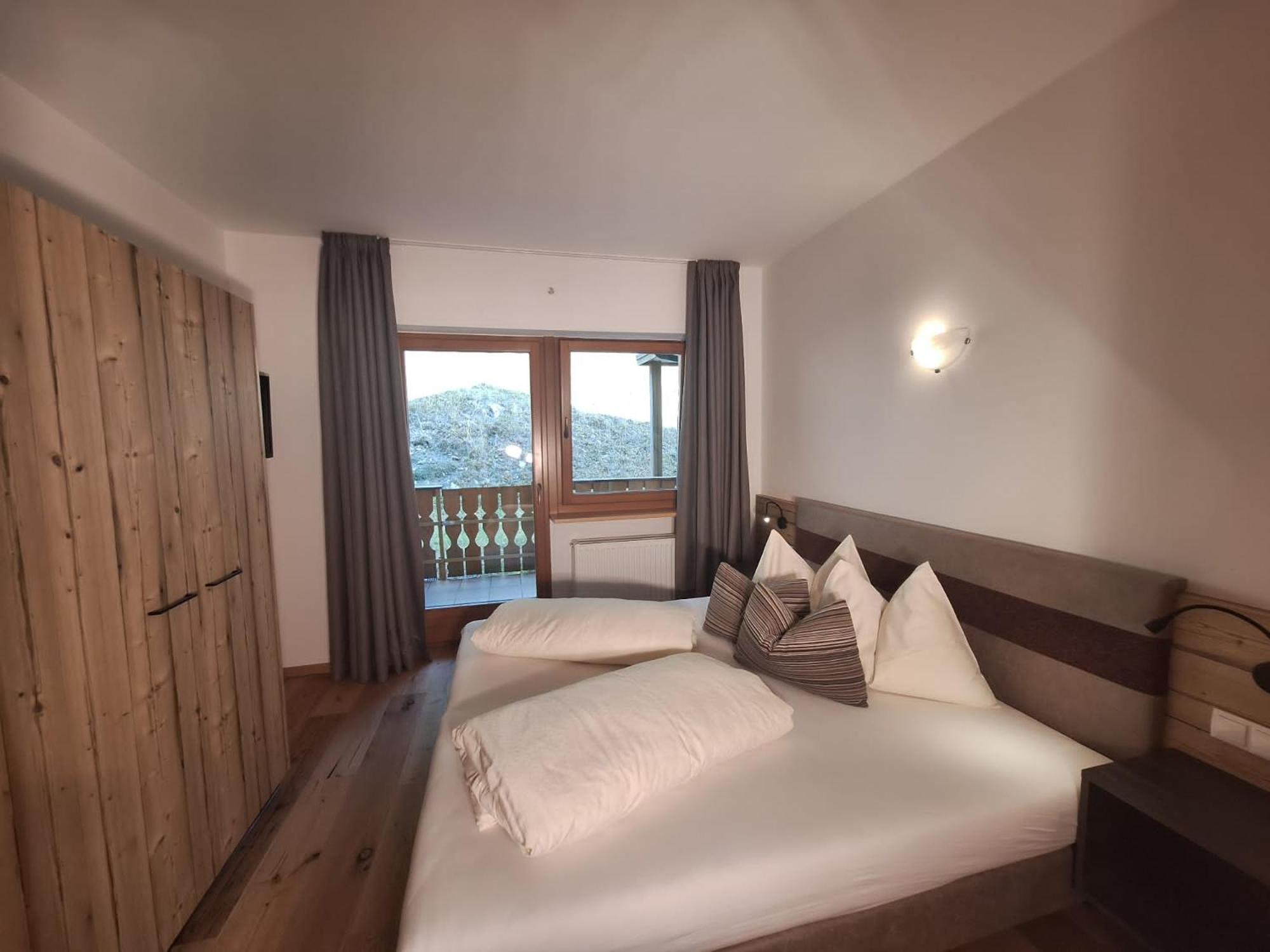 Alpenspitz Appartements - Garni - B&B Racines Exterior photo